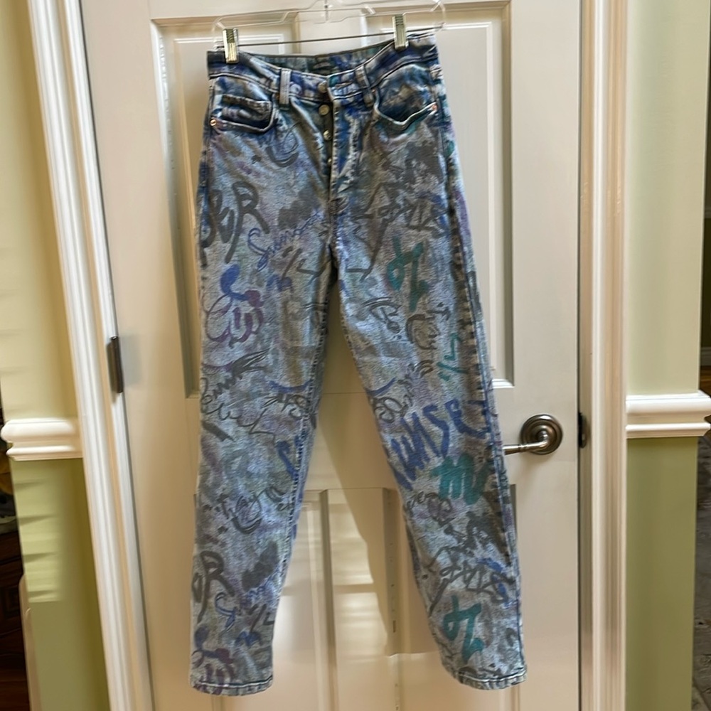 Wild Fable Super High Rise Straight Graphic Jeans with Buttons Size 4